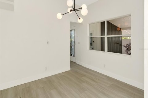 Villa ou maison à vendre à Daytona Beach, Floride: 2 chambres, 115.01 m2 № 2129037 - photo 13