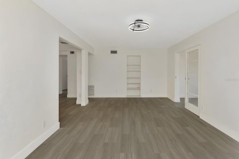 Villa ou maison à vendre à Daytona Beach, Floride: 2 chambres, 115.01 m2 № 2129037 - photo 24