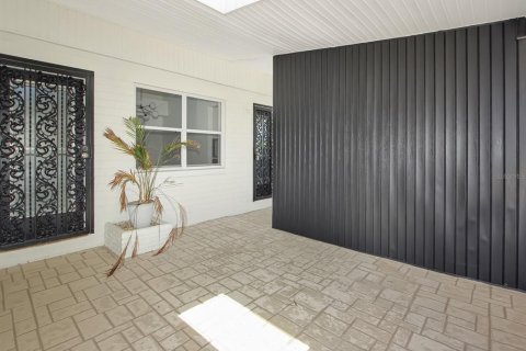 Villa ou maison à vendre à Daytona Beach, Floride: 2 chambres, 115.01 m2 № 2129037 - photo 4