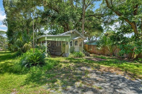 House in Yankeetown, Florida 1 bedroom, 62.62 sq.m. № 2208299 - photo 5