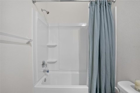 Townhouse in Plant City, Florida 3 bedrooms, 167.41 sq.m. № 2313341 - photo 27