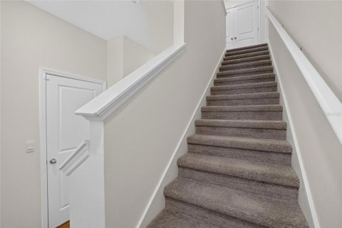 Townhouse in Plant City, Florida 3 bedrooms, 167.41 sq.m. № 2313341 - photo 16