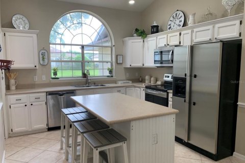 House in Orlando, Florida 4 bedrooms, 198.35 sq.m. № 1822692 - photo 4