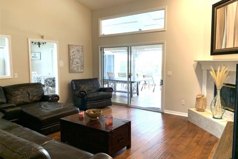 House in Orlando, Florida 4 bedrooms, 198.35 sq.m. № 1822692 - photo 2