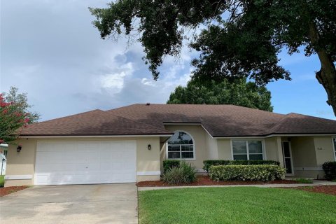 House in Orlando, Florida 4 bedrooms, 198.35 sq.m. № 1822692 - photo 1
