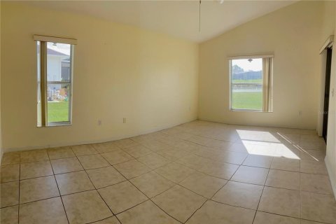 House in Kissimmee, Florida 4 bedrooms, 190.82 sq.m. № 1427122 - photo 12