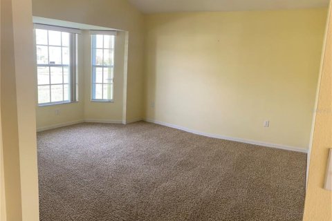 House in Kissimmee, Florida 4 bedrooms, 190.82 sq.m. № 1427122 - photo 9