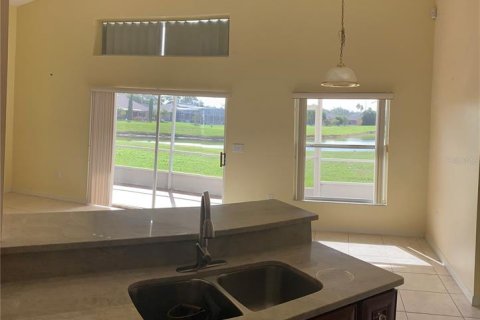 House in Kissimmee, Florida 4 bedrooms, 190.82 sq.m. № 1427122 - photo 6