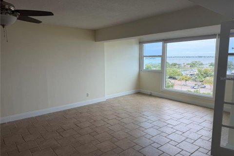 Copropriété à louer à Sarasota, Floride: 2 chambres, 98.01 m2 № 2109590 - photo 10