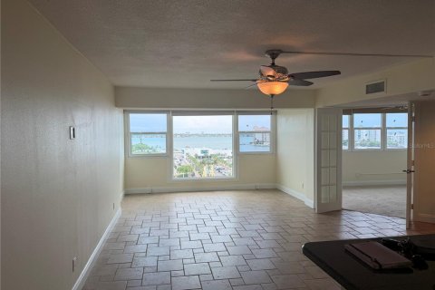 Copropriété à louer à Sarasota, Floride: 2 chambres, 98.01 m2 № 2109590 - photo 11