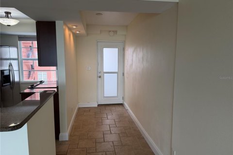 Copropriété à louer à Sarasota, Floride: 2 chambres, 98.01 m2 № 2109590 - photo 17