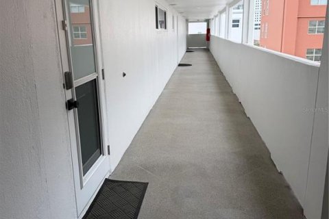 Copropriété à louer à Sarasota, Floride: 2 chambres, 98.01 m2 № 2109590 - photo 28