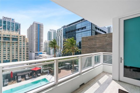 Condominio en venta en Miami, Florida, 1 dormitorio, 84.08 m2 № 1967151 - foto 3