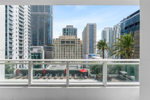 Condominio en venta en Miami, Florida, 1 dormitorio, 84.08 m2 № 1967151 - foto 4