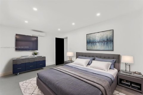 Commercial property in Miami, Florida 148.64 sq.m. № 1957140 - photo 26