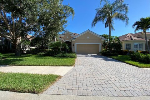 Casa en alquiler en Bradenton, Florida, 3 dormitorios, 199.55 m2 № 1766214 - foto 1