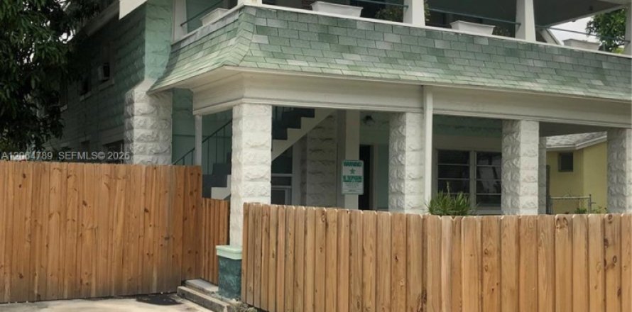 Villa ou maison à Lake Worth, Floride 2 chambres № 2279325