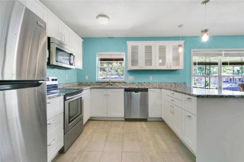 Купить виллу или дом в Орландо, Флорида 8 комнат, 162.58м2, № 2237335 - фото 8