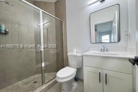 Touwnhouse à vendre à Doral, Floride: 4 chambres, 216.28 m2 № 1864581 - photo 24
