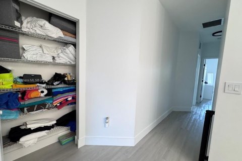 Touwnhouse à vendre à Doral, Floride: 4 chambres, 216.28 m2 № 1864581 - photo 30