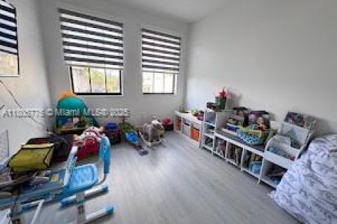 Touwnhouse à vendre à Doral, Floride: 4 chambres, 216.28 m2 № 1864581 - photo 23