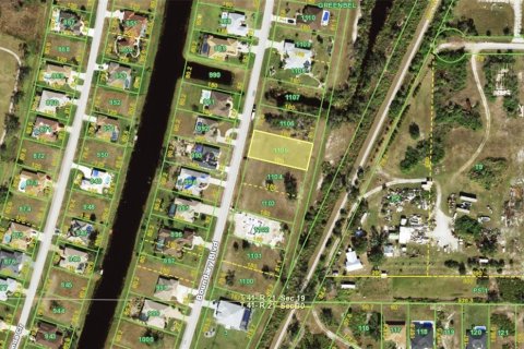 Land in Rotonda, Florida № 1785475 - photo 1