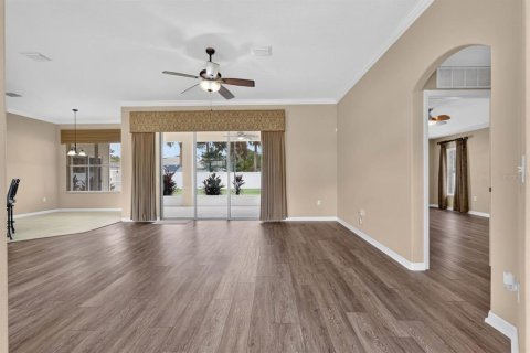 House in Palm Coast, Florida 3 bedrooms, 181.81 sq.m. № 2388150 - photo 11