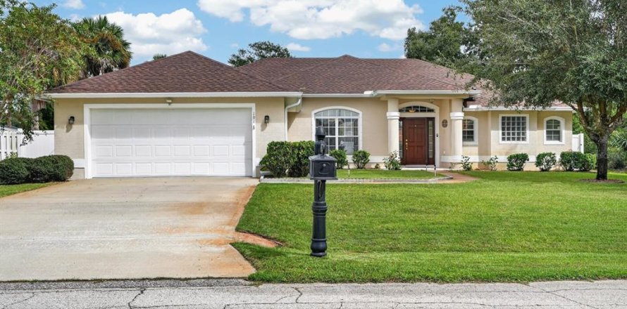House in Palm Coast, Florida 3 bedrooms, 181.81 sq.m. № 2388150
