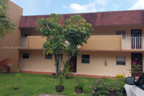 Copropriété à louer à Lauderdale Lakes, Floride: 1 chambre, 71.35 m2 № 2039502 - photo 12