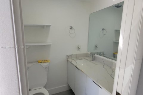 Copropriété à louer à Lauderdale Lakes, Floride: 1 chambre, 71.35 m2 № 2039502 - photo 11