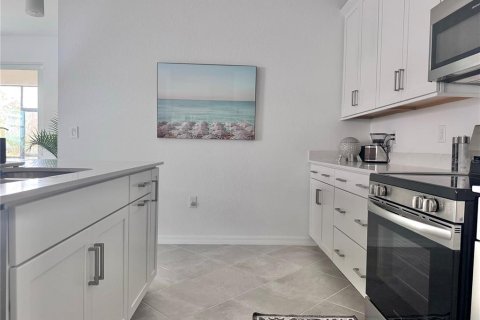 House in Venice, Florida 4 bedrooms, 189.06 sq.m. № 1409702 - photo 23
