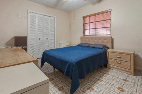 Casa en venta en Miami, Florida, 3 dormitorios, 164.99 m2 № 2084903 - foto 27