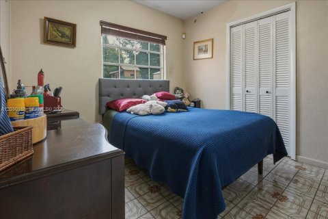 Casa en venta en Miami, Florida, 3 dormitorios, 164.99 m2 № 2084903 - foto 25