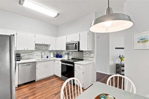 Casa en venta en Palm Harbor, Florida, 2 dormitorios, 107.02 m2 № 2333924 - foto 2