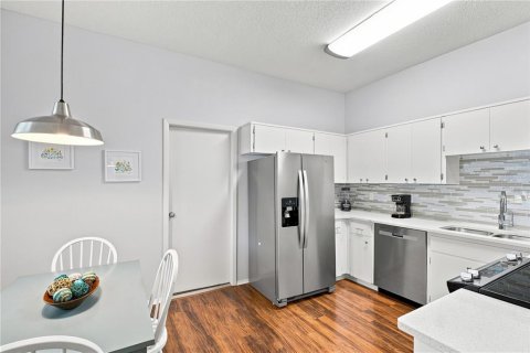 Casa en venta en Palm Harbor, Florida, 2 dormitorios, 107.02 m2 № 2333924 - foto 7