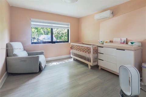 Villa ou maison à louer à North Miami, Floride: 4 chambres, 154.68 m2 № 1977315 - photo 20