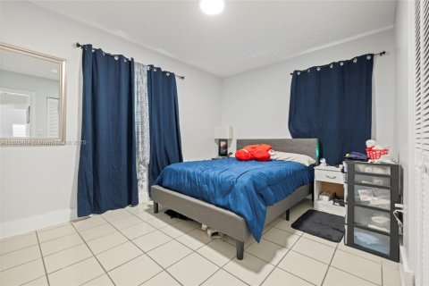 Villa ou maison à vendre à Homestead, Floride: 5 chambres, 261.06 m2 № 2060220 - photo 29