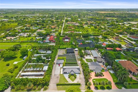 Villa ou maison à vendre à Homestead, Floride: 5 chambres, 261.06 m2 № 2060220 - photo 10