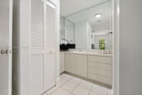 Villa ou maison à vendre à Homestead, Floride: 5 chambres, 261.06 m2 № 2060220 - photo 27