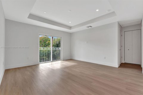 Condominio en alquiler en Coral Springs, Florida, 3 dormitorios, 151.71 m2 № 1893015 - foto 24
