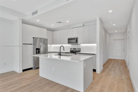 Condominio en alquiler en Coral Springs, Florida, 3 dormitorios, 151.71 m2 № 1893015 - foto 12