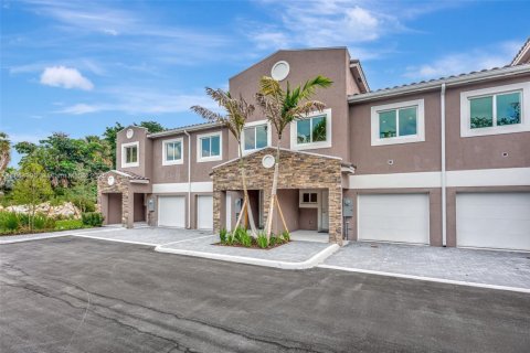 Condominio en alquiler en Coral Springs, Florida, 3 dormitorios, 151.71 m2 № 1893015 - foto 6