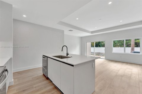 Condominio en alquiler en Coral Springs, Florida, 3 dormitorios, 151.71 m2 № 1893015 - foto 15