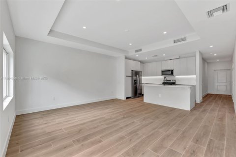 Condominio en alquiler en Coral Springs, Florida, 3 dormitorios, 151.71 m2 № 1893015 - foto 18