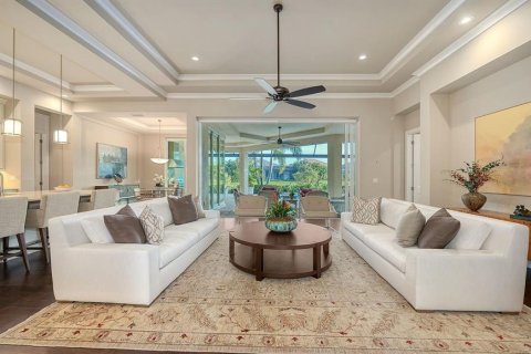 House in Lakewood Ranch, Florida 3 bedrooms, 292.55 sq.m. № 2208592 - photo 15