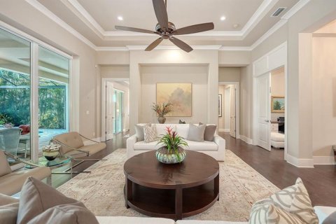 House in Lakewood Ranch, Florida 3 bedrooms, 292.55 sq.m. № 2208592 - photo 18