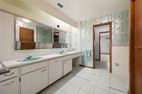 Villa ou maison à vendre à Gainesville, Floride: 5 chambres, 344.11 m2 № 2149928 - photo 27