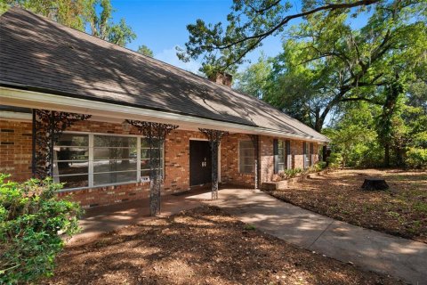 Villa ou maison à vendre à Gainesville, Floride: 5 chambres, 344.11 m2 № 2149928 - photo 4