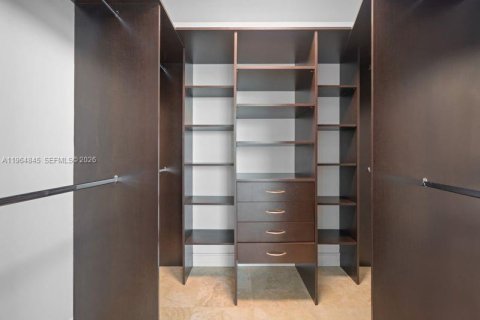 Copropriété à louer à Miami, Floride: 1 chambre, 87.51 m2 № 2027501 - photo 17