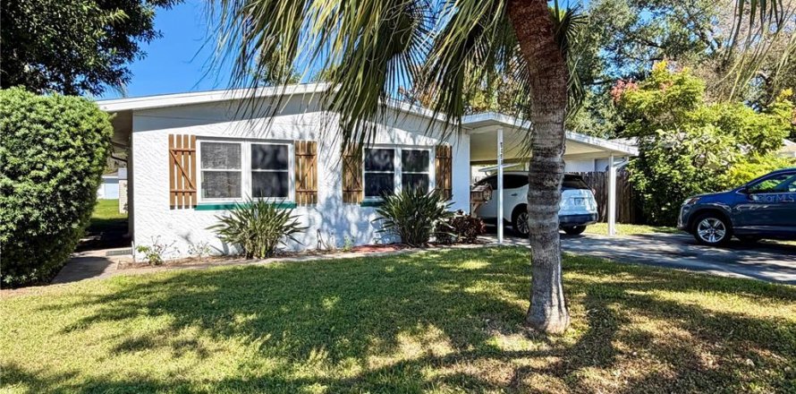 Villa ou maison à Pinellas Park, Floride 3 chambres, 80.27 m2 № 2431176